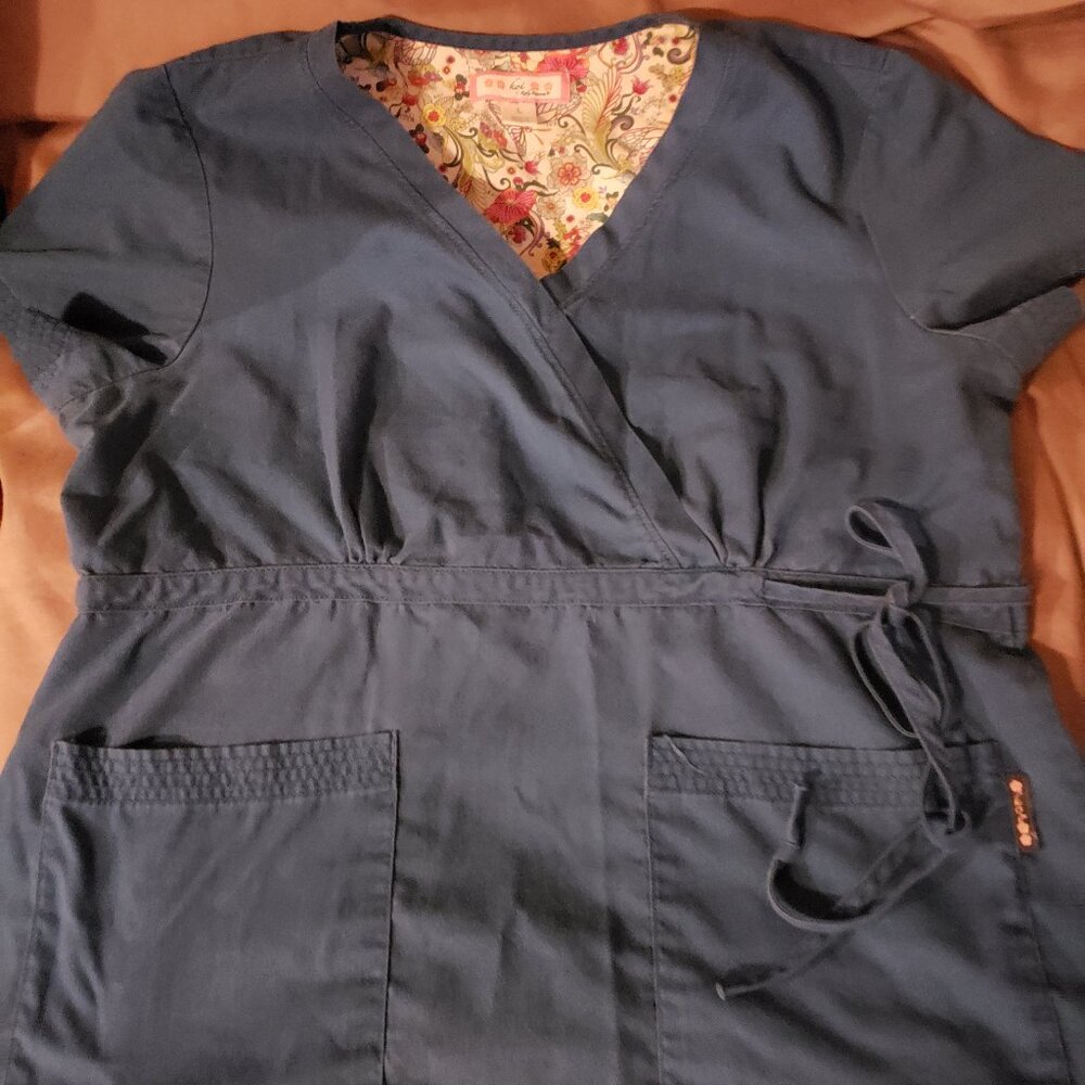 Koi by Kathy Peterson scrub top